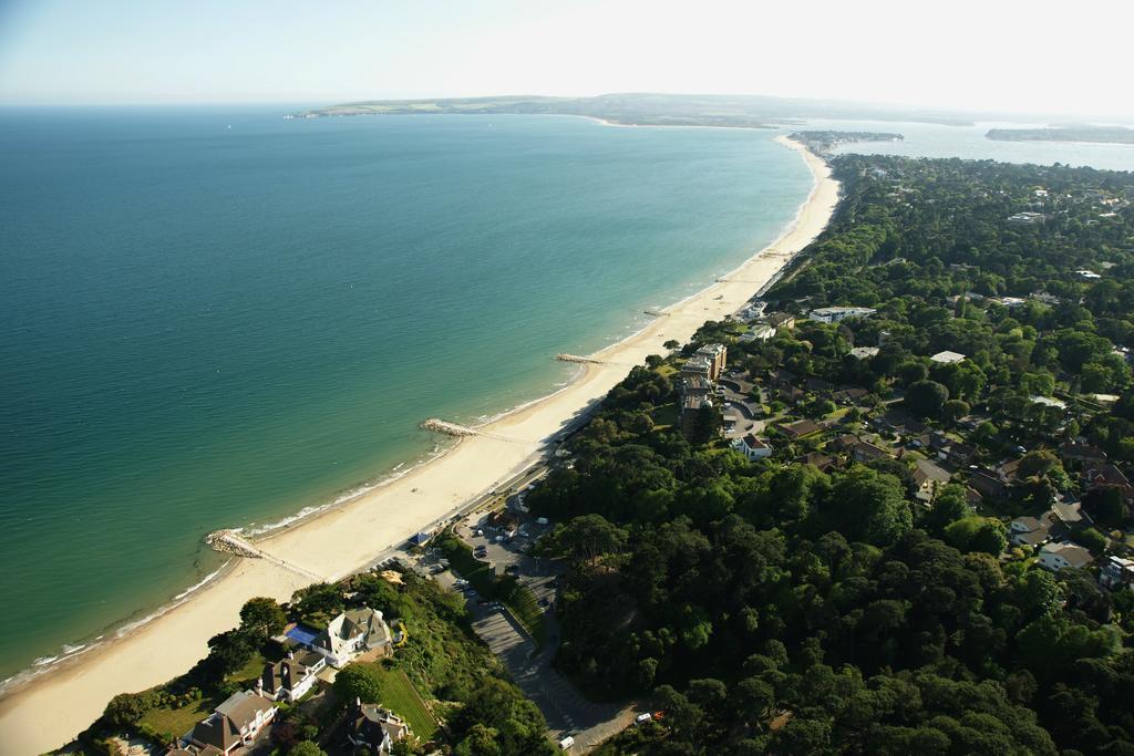 The Canford Poole Bagian luar foto